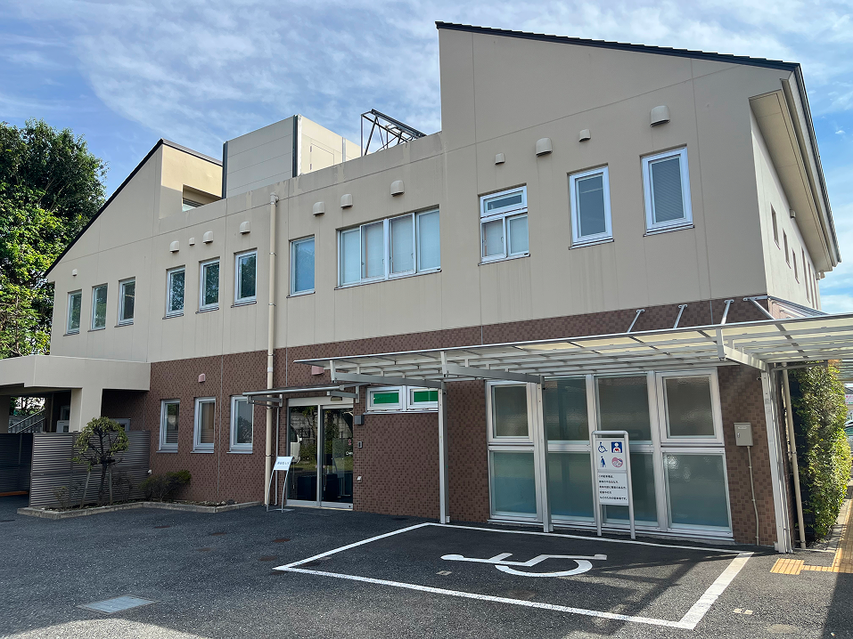 松原町コミュニティセンターの建物外観